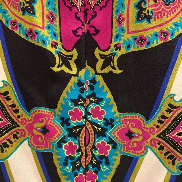 Gorgeous Etro Dress ! - Picture 3 of 4